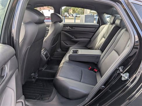Used 2022 Honda Accord Sport image 6