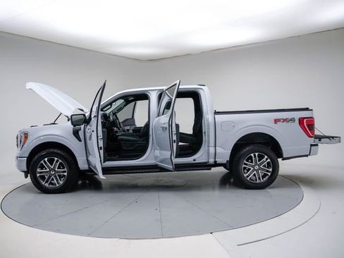 Used 2021 Ford F150 XLT w/ Equipment Group 302A High AWD/4WD image 14