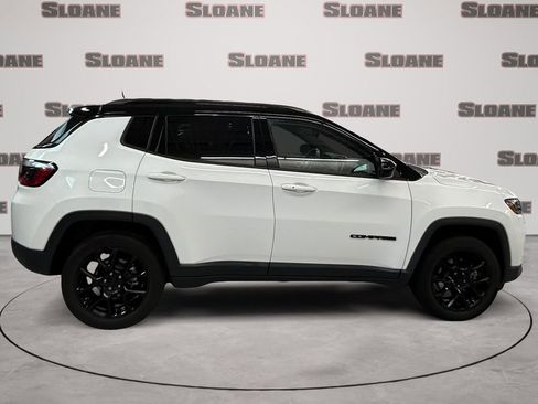 Used 2022 Jeep Compass Altitude w/ Convenience Group image 6