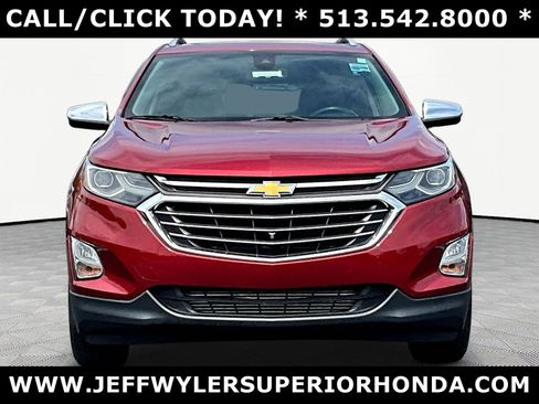 Used 2020 Chevrolet Equinox Premier AWD/4WD image 2