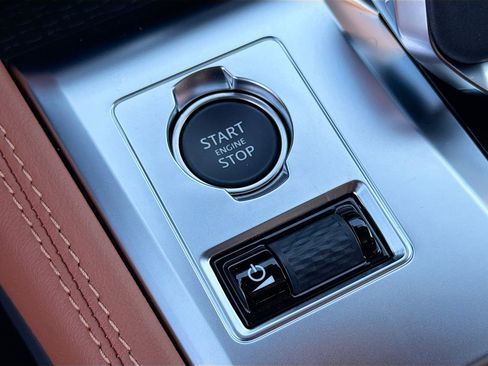 New 2026 Jaguar F-PACE R-Dynamic S image 37