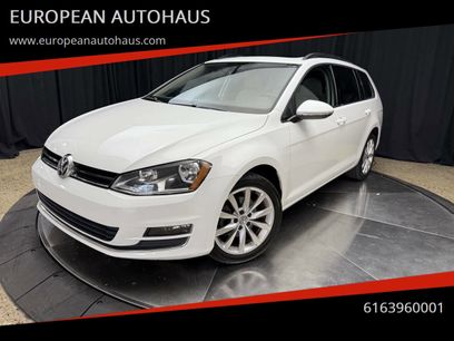 Used 2016 Volkswagen Golf SE