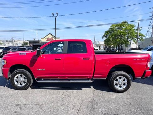 Used 2024 RAM 2500 Big Horn w/ Sport Appearance Package AWD/4WD image 4