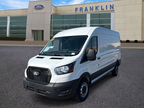 New 2026 Ford Transit 250 148 Medium Roof RWD image 3