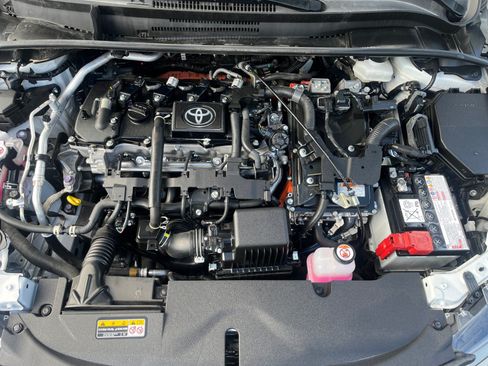 Certified 2025 Toyota Corolla LE w/ LE Premium Package AWD/4WD image 31