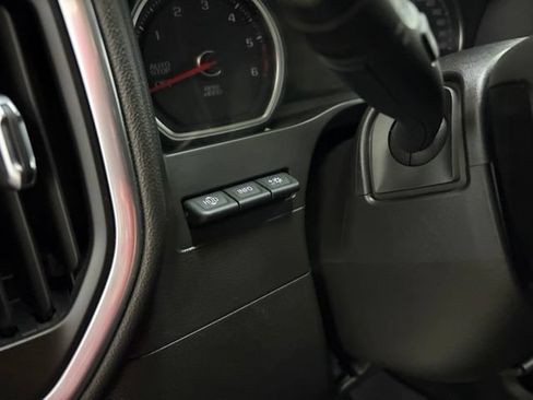 Used 2020 Chevrolet Silverado 1500 LTZ w/ LTZ Premium Package AWD/4WD image 38