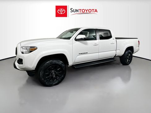 Used 2023 Toyota Tacoma SR5 w/ Technology Package RWD image 9