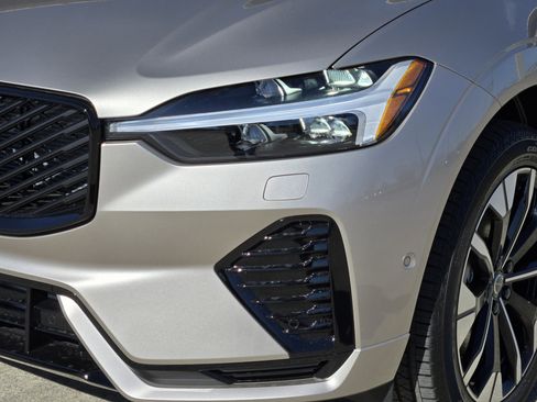 New 2026 Volvo XC60 T8 Plus w/ Protection Package Premier image 10