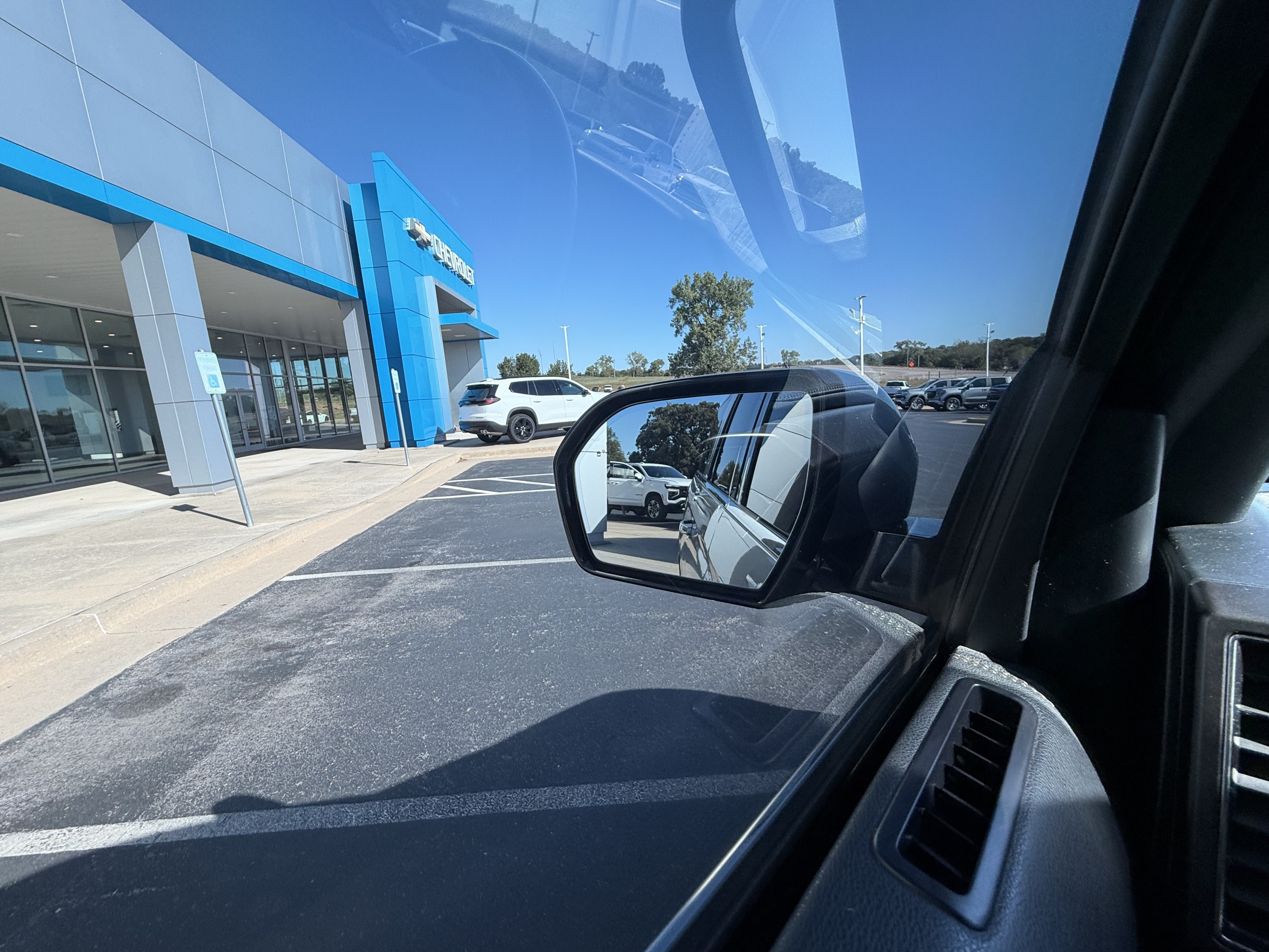Used 2021 Ford Expedition Max Limited AWD/4WD image 34