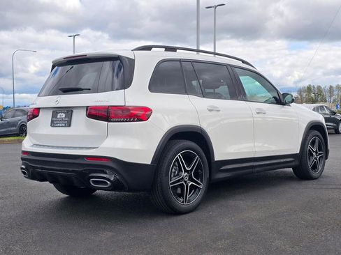 Used 2023 Mercedes-Benz GLB 250 4MATIC w/ AMG Line image 6