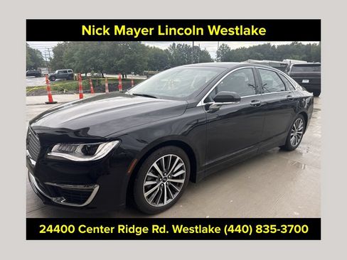 Used 2019 Lincoln MKZ Reserve FWD image 1
