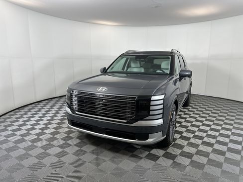 Certified 2026 Hyundai Palisade Calligraphy image 2