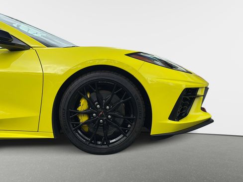 Used 2023 Chevrolet Corvette Stingray Preferred Cpe w/ Z51 Performance Package RWD image 22