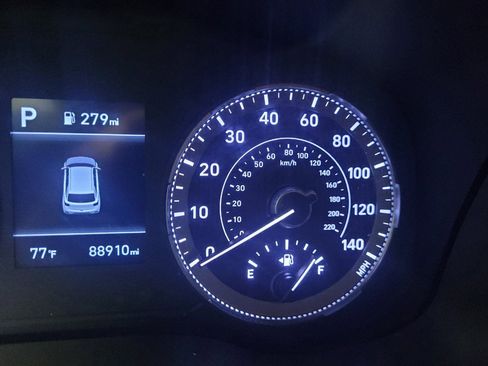 Used 2021 Hyundai Venue SE FWD image 23