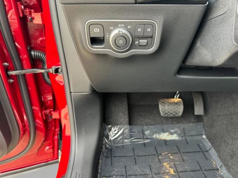 New 2026 Mercedes-Benz GLA 250 4MATIC image 34