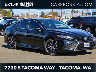 Used 2024 Toyota Camry SE