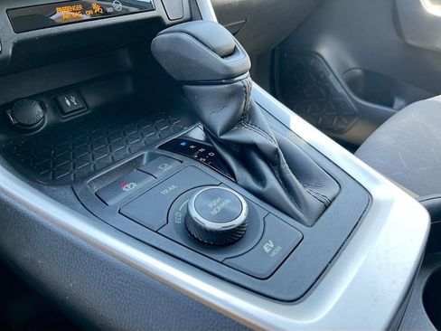Used 2019 Toyota RAV4 XLE w/ All Weather Liner Package AWD/4WD image 16