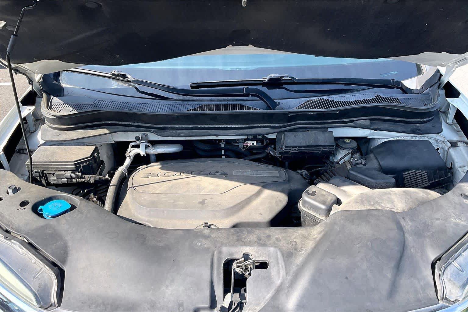 Used 2016 Honda Pilot Elite image 33