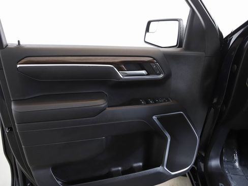 Used 2023 Chevrolet Silverado 1500 LT image 11