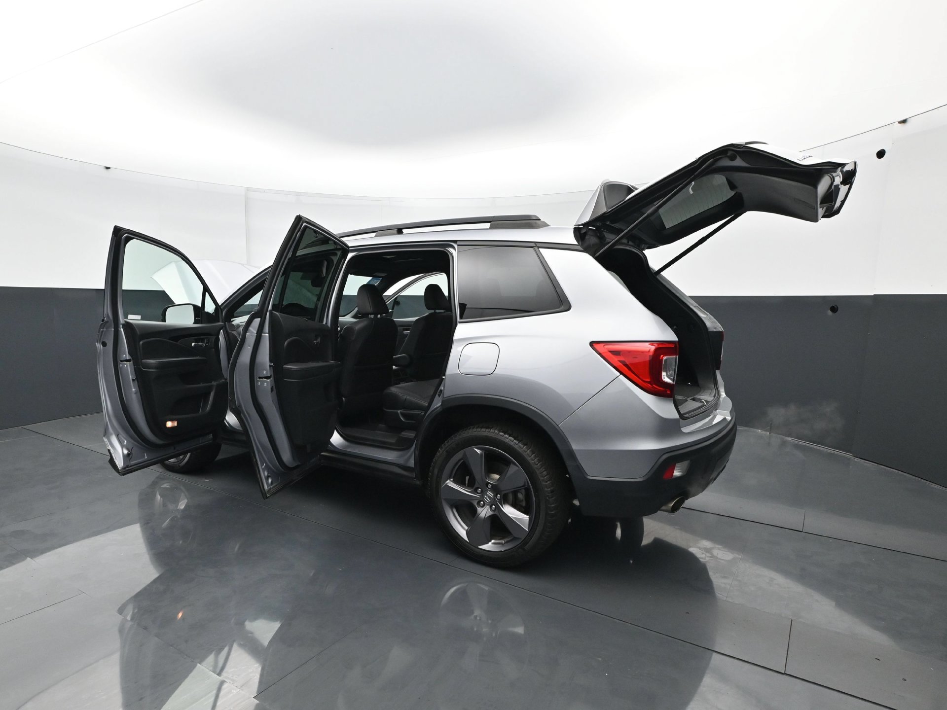 Used 2020 Honda Passport Touring image 31