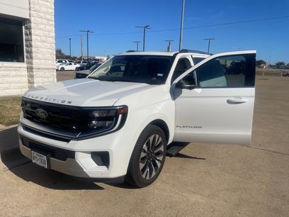 Used 2025 Ford Expedition Platinum w/ Driver's Package