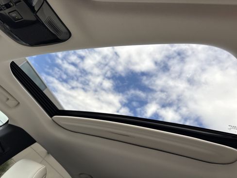 Certified 2025 Lexus RX 350 Premium Plus image 28