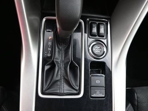 Used 2024 Mitsubishi Eclipse Cross SEL AWD/4WD image 19