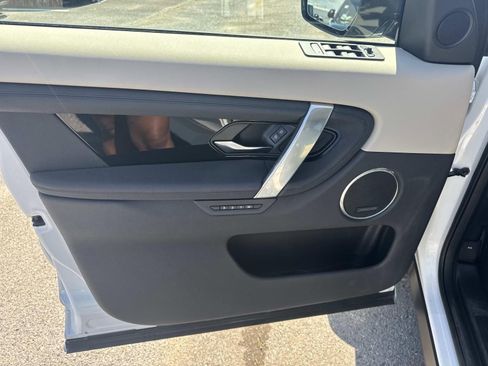Used 2025 Land Rover Discovery Sport S AWD/4WD image 19