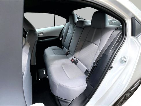 Certified 2025 Toyota Corolla SE w/ Convenience Package FWD image 20