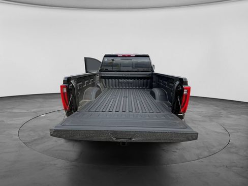 New 2026 GMC Sierra 2500 SLT w/ SLT Premium Package AWD/4WD image 32