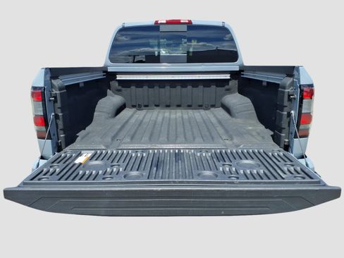 Used 2024 Nissan Frontier PRO-4X w/ Pro Premium Package AWD/4WD image 17
