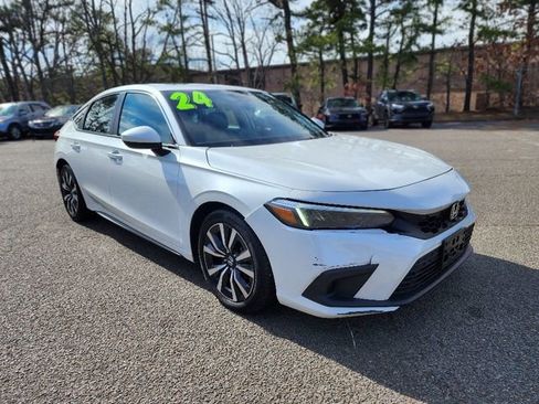 Used 2024 Honda Civic EX-L image 7