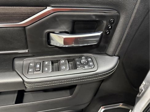 New 2025 RAM 2500 Laramie image 8