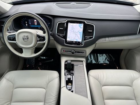 Certified 2025 Volvo XC90 T8 Plus w/ Protection Package image 3