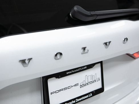 Used 2024 Volvo XC60 B5 Ultimate image 33