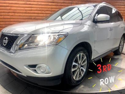 Used 2016 Nissan Pathfinder S