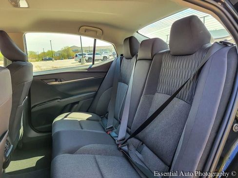 Used 2025 Toyota Camry LE w/ Convenience Package FWD image 11
