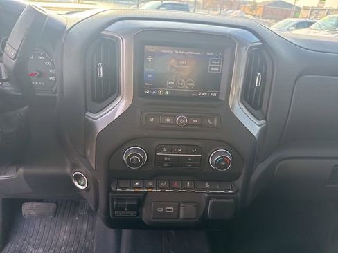 Used 2024 Chevrolet Silverado 1500 Custom Trail Boss w/ LPO, Dark Essentials Package image 20