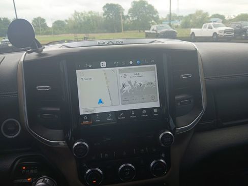 Used 2022 RAM 1500 Laramie AWD/4WD image 23