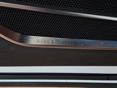 Used 2019 Audi Q3 2.0T Premium Plus w/ Premium Plus Package image 25