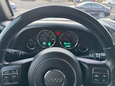 Used 2015 Jeep Wrangler Unlimited Sport image 22