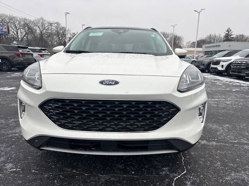 Used 2022 Ford Escape SEL image 3