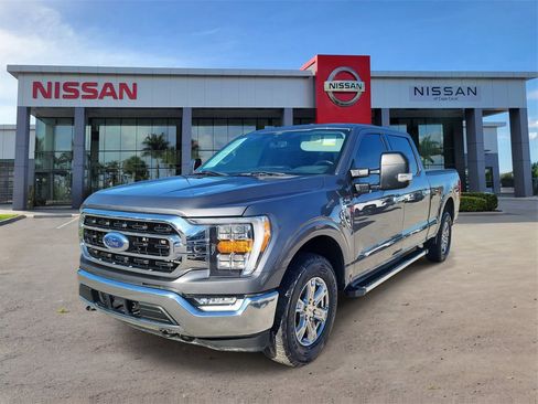 Used 2022 Ford F150 XLT w/ Equipment Group 302A High image 10