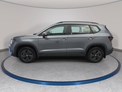 Used 2025 Volkswagen Taos S FWD image 8