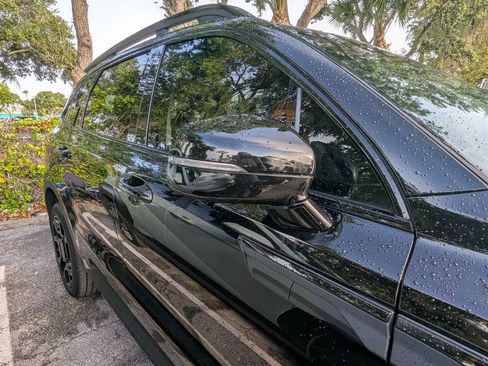 Used 2025 Kia Sorento SX AWD/4WD image 17