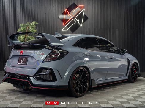 Used 2021 Honda Civic Type R image 2