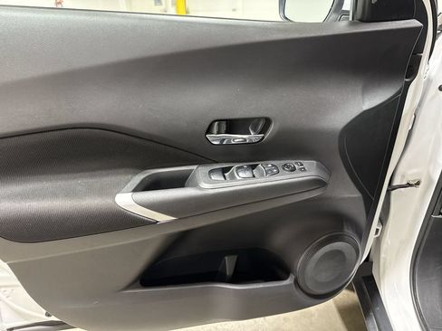 Used 2024 Nissan Kicks SV FWD image 20