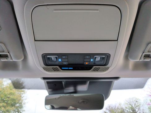 Used 2022 Ford Mustang Mach-E Select w/ Comfort/Technology Package image 32