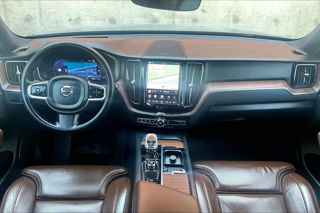 Used 2024 Volvo XC60 B5 Ultimate AWD/4WD image 20