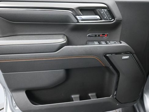 Used 2023 GMC Sierra 1500 AT4 w/ Technology Package image 22